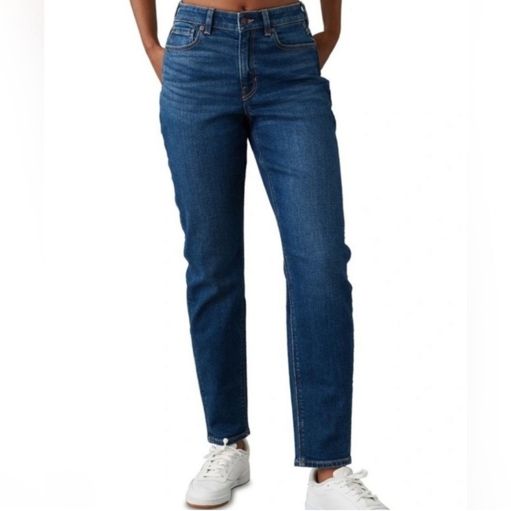 American Eagle Blue Jeans - Mom Style